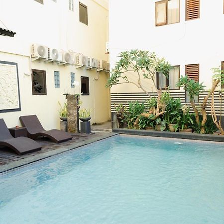 Suardana Inn'S Kuta  Exterior photo