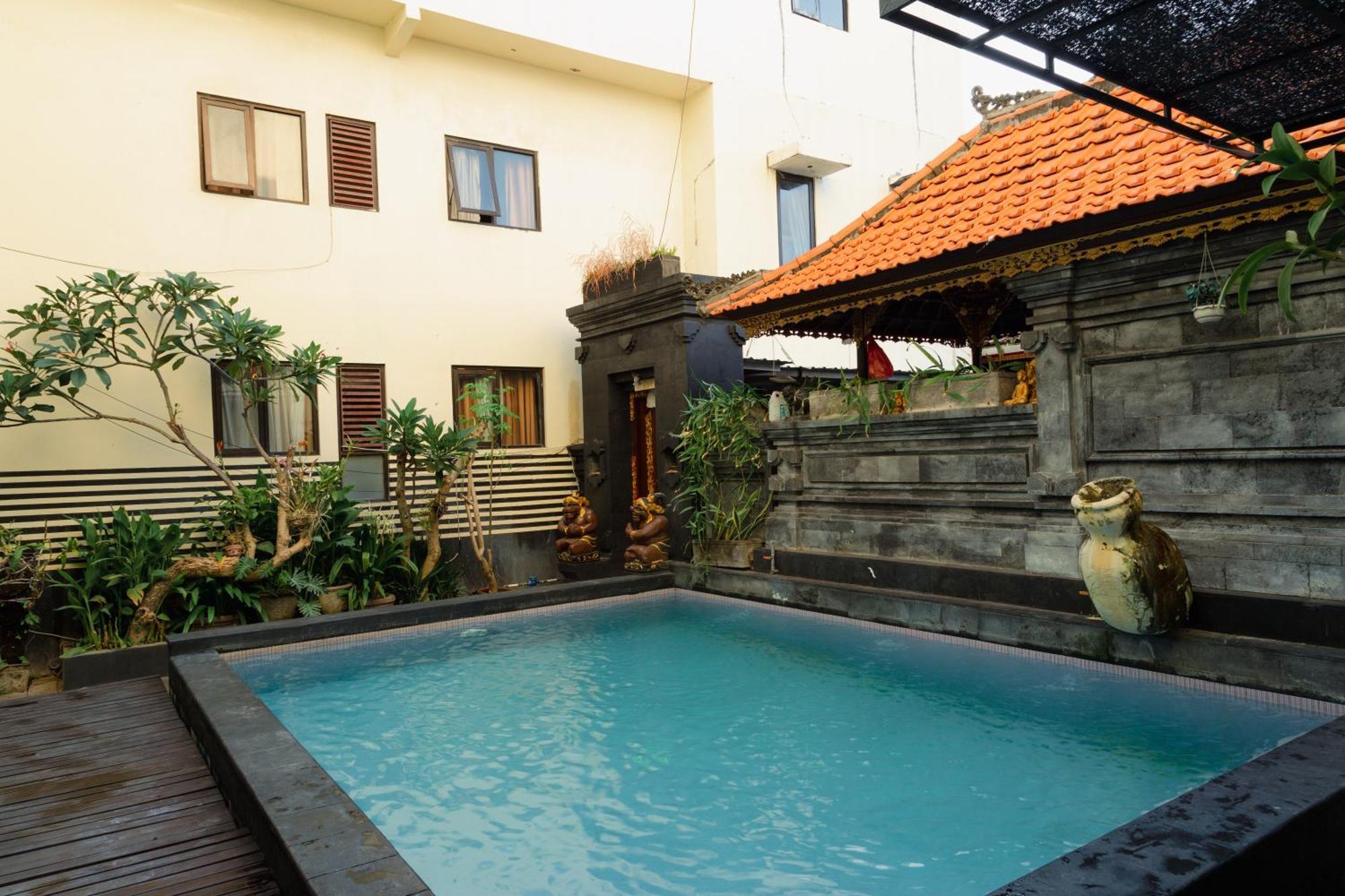 Suardana Inn'S Kuta  Exterior photo