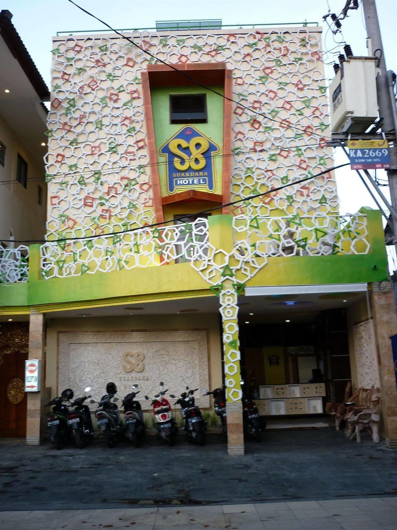 Suardana Inn'S Kuta  Exterior photo