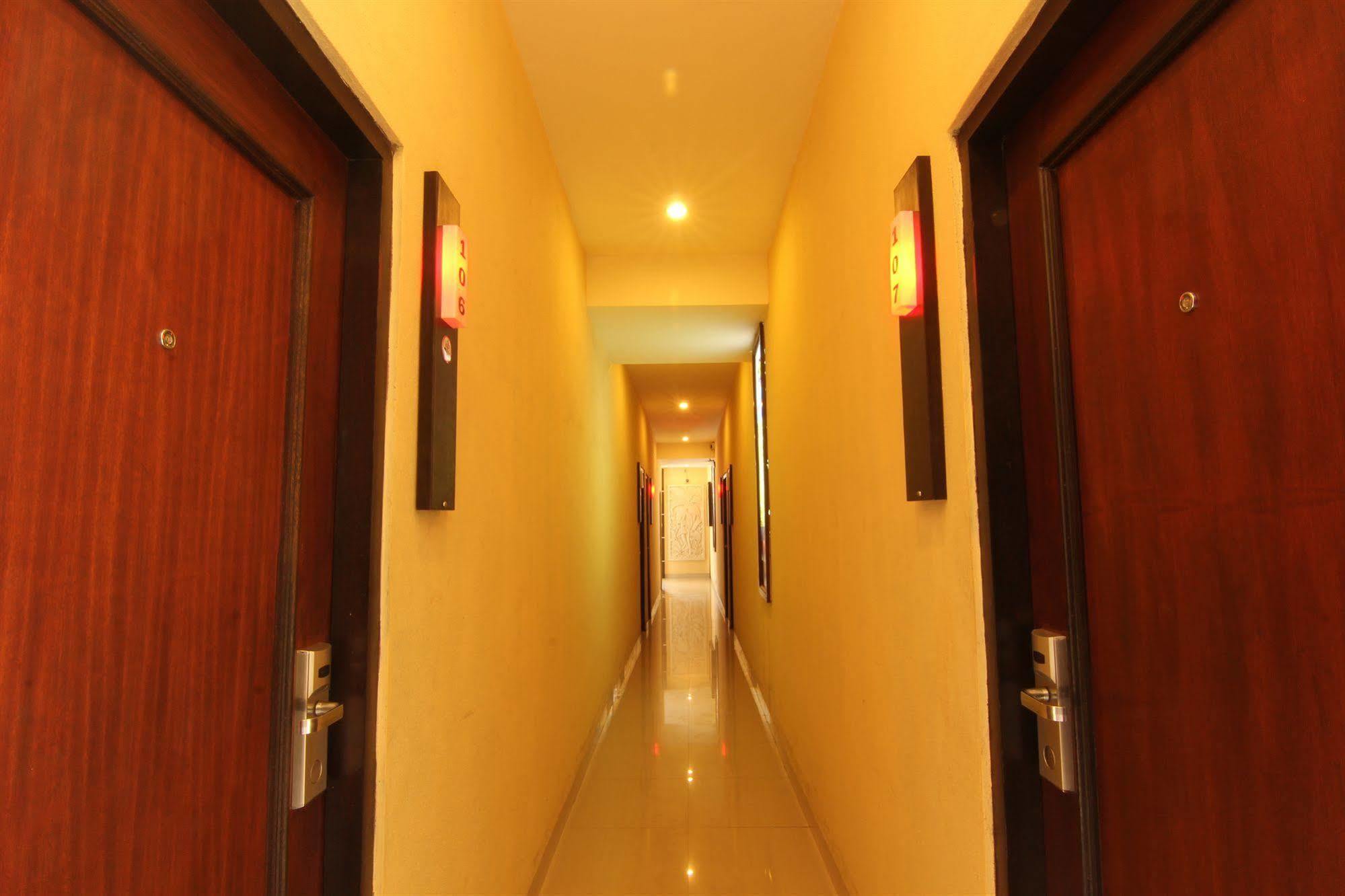 Suardana Inn'S Kuta  Exterior photo